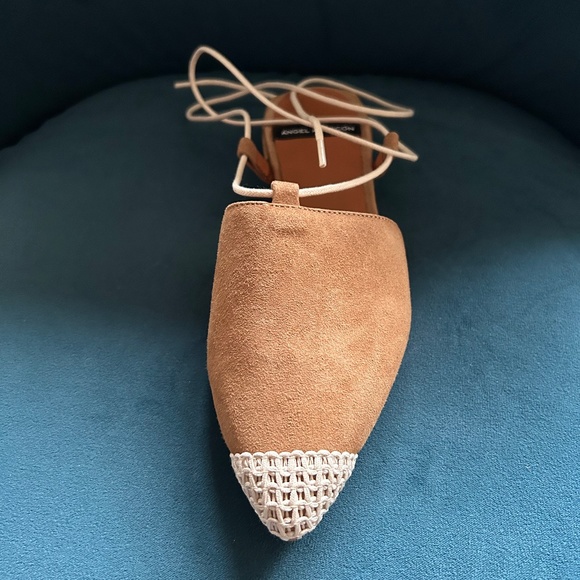 Anthropologie Angel Alarcon flat - Picture 1 of 3